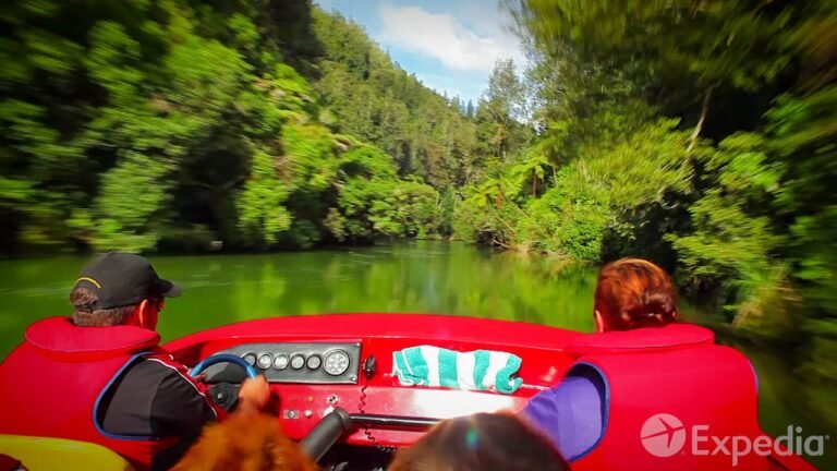 Rotorua City Video Guide | Expedia